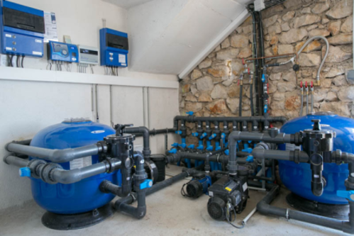 Création d'un local technique pour la piscine